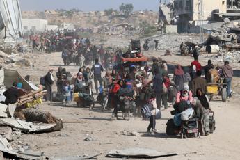 Gaza, si media per la tregua: Hamas invia a Egitto lista ostaggi