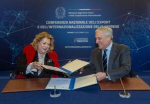 Gruppo Bracco firma accordo con il ministero degli Esteri per la promozione delle materie stem