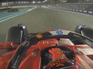 Leclerc deluso, pugni sul volante dopo Gp Abu Dhabi – Video