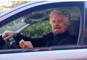 M5S, Grillo: “Movimento è morto, Conte lo ha distrutto” – Video