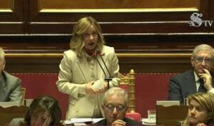 Meloni in Senato: “Musk è mio amico ma io non prendo ordini da nessuno”