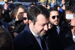 Processo Open Arms, Salvini assolto: “Il fatto non sussiste”. Meloni: “Una grande notizia”