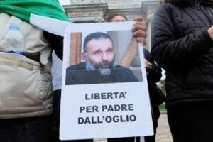 “Trovato il corpo di padre Dall’Oglio”, ma vescovo Aleppo e sorella smentiscono