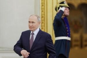 Ucraina-Russia, Putin apre agli Usa: “Pronto a normalizzare relazioni”