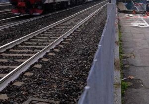 Verona, 19enne sale sul tetto di un treno merci e muore fulminato