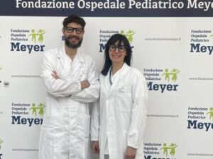 Bimba ingoia pila, salvata grazie a sinergia Meyer Firenze-Ospedale cuore Massa