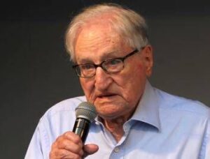 Addio ad Tortorella, lo storico dirigente del Pci aveva 98 anni