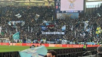All’Olimpico striscione tifosi Lazio: “Onore ai martiri delle Foibe”