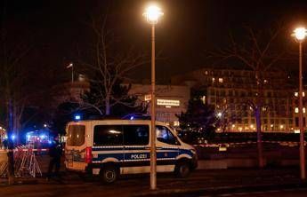 Berlino, attacco con coltello vicino a memoriale Olocausto: arrestato sospetto aggressore