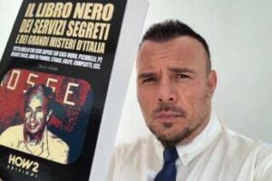 Dario Abate di HOW2 . Pubblicato l’atteso “Libro nero dei Servizi Segreti e dei grandi misteri d’Italia”.