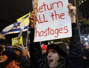 Israele, Netanyahu: “Riporteremo a casa tutti i nostri rapiti”. Hamas pronta a seconda fase accordo