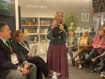 Myplant & Garden, assessora Grandi: “Depavimentare per piantare nuovi alberi”