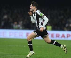 Napoli-Udinese 1-1, Conte frena in vetta alla classifica