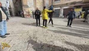 Palermo, assessore e troupe di ‘Striscia la notizia’ aggrediti al mercato di Ballarò