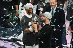 Philadelphia Eagles vincono Super Bowl, secondo trionfo: albo d’oro e record