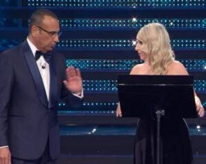 Sanremo 2025, Katia Follesa e la ‘gag Ferragni’: “Leggo una lettera alle me nonna?”
