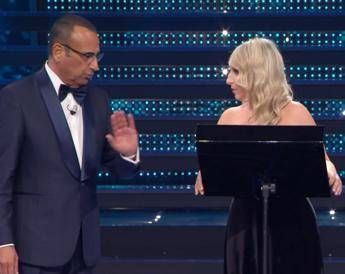 Sanremo 2025, Katia Follesa e la ‘gag Ferragni’: “Leggo una lettera alle me nonna?”