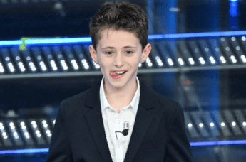 Sanremo 2025, chi è Samuele Parodi il giovane tuttologo. Conti: “Il prossimo conduttore”