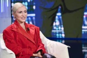 Serena Brancale ospite a Verissimo: chi è la cantautrice di ‘Anema e core’