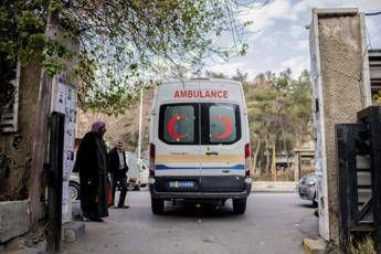 Siria, autobomba contro un autobus: 15 morti