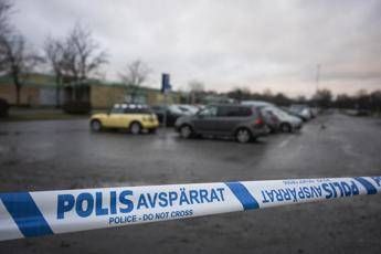 Strage nella scuola in Svezia, indagini su movente: “Killer era solo”