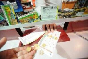 Superenalotto, numeri combinazione vincente oggi 18 aprile