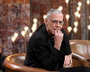 Teocoli, frecciata al Milan: “Manca la società, Ibra non capisce un ca…”