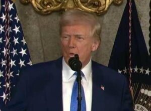 Trump: “Ottimi colloqui con Russia, Ucraina ha avuto 3 anni per accordo”