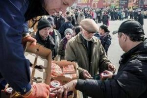 Ucraina, Zelensky: “Attacco drone russo a Mykolaiv, in 100.000 al gelo”