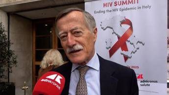 Aids, Andreoni: “Diagnosi Hiv in ritardo in 6 casi su 10”