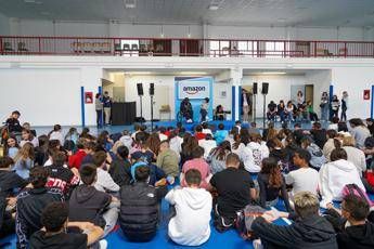 Al via nelle scuole italiane il progetto promosso da Amazon insieme agli atleti del Cip