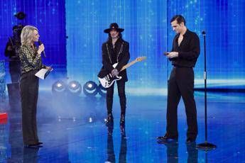 Amici, stasera 26 aprile: gli ospiti e le anticipazioni della sesta puntata