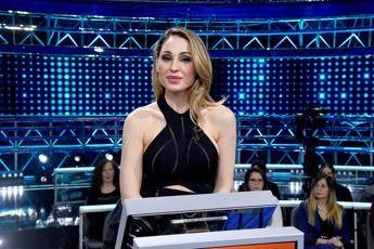 Anna Tatangelo: “Gigi D’Alessio? Era il mio rifugio, mi hanno criticata per tutto”