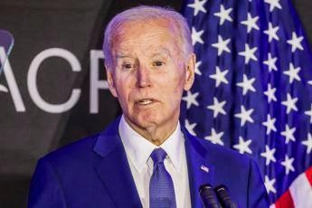 Biden torna e attacca Trump: “Devastazione in meno di 100 giorni”