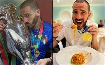 Bonucci, pasta asciutta dopo la maratona di Londra: il nuovo sfottò agli inglesi