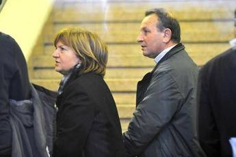 Caso Garlasco, sequestrata spazzatura dei Poggi: le indagini non risparmiano la famiglia di Chiara