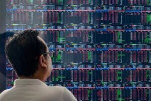 Dazi, Borse provano a recuperare. Cina: “No a ricatti Usa, combatteremo fino alla fine”