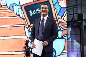 DiMartedì, stasera 1 aprile: tra gli ospiti Corrado Augias e Michele Santoro