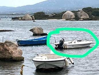 Due fratelli dispersi in mare con barchino a Olbia, ritrovati uno zaino e due stivali