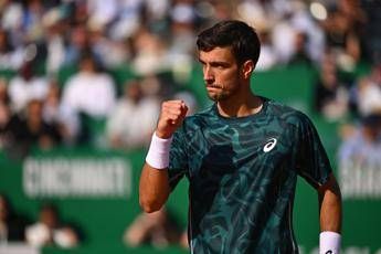 Festa Musetti: rimonta Tsitsipas a Montecarlo. Ora c’è De Minaur in semifinale