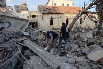 Gaza, raid israeliano su ospedale Al-Ahli. Hamas: “Nuovo terribile crimine”