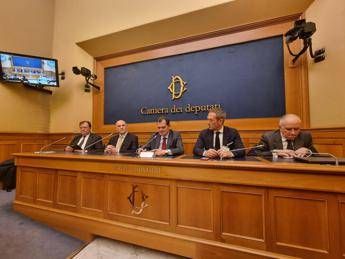 Il report “Dati, Denaro e Difesa: l’equilibrio del cyberspazio nel 2025” presentato alla Camera