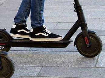 Incidenti in monopattino, sette morti da inizio anno