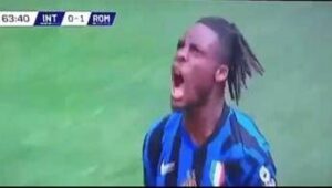Inter, altro caso di bestemmia? Il labiale di Bisseck diventa virale sui social