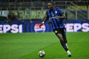 Inter, infortunio per Thuram: salta il Bologna, derby a rischio