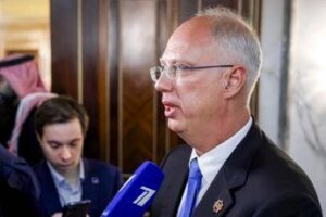 Kirill Dmitriev, l’uomo che sa parlare a Trump: chi è il mediatore di Putin