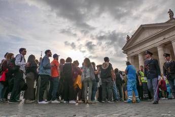 Meteo da 25 aprile a 1 maggio, le previsioni per i ponti tra pioggia e sole