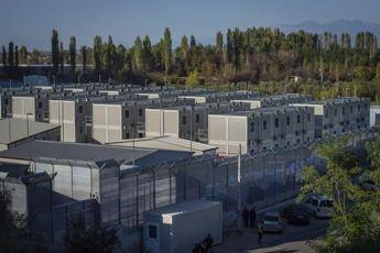 Migranti Italia-Albania, Corte Ue: “Stati possono fare decreti su Paesi sicuri”