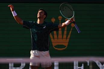 Montecarlo, Musetti vola in semifinale: Tsitsipas battuto in rimonta