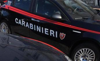 Napoli, aggredisce la ex a pugni e poi tenta di gettarla dal belvedere: arrestato